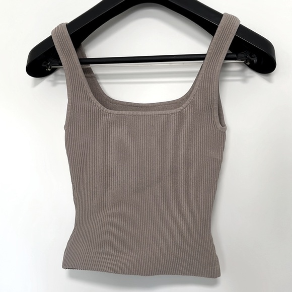 Aritzia Babaton scuba tank Xs - Picture 7 of 8